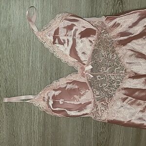 Coquette Pink Lace‎ Slip Size Small